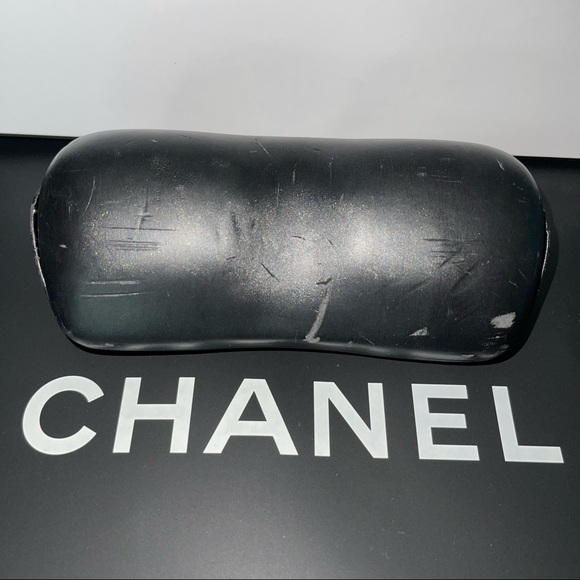 Authentic Chanel sunglasses case Swarovski crystal - Picture 5 of 10